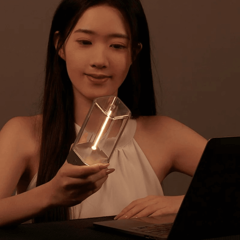 Minimalist Fast-Charging Touch LED Desk Lamp - Roman Decor