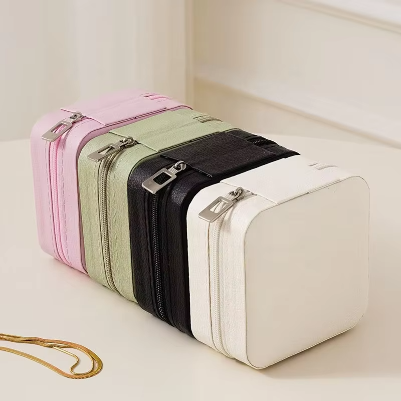 Travel-Friendly PU Leather Mini Jewelry Box – Compact | ROMAN DECOR