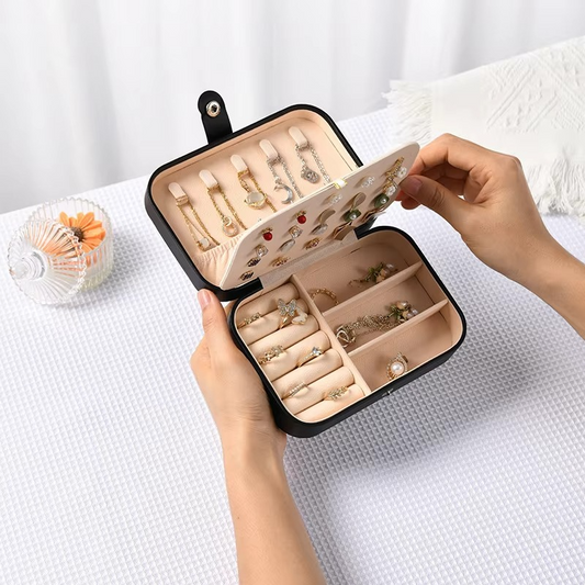 Travel Jewelry Case – Mini Portable Jewelry Organizer Box | ROMAN DECOR
