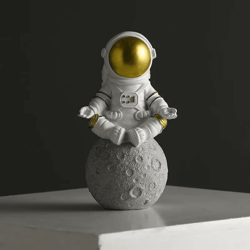 3Pcs Astronaut Figurine Set – Space-Themed Resin Decor for Desktop - Roman Decor