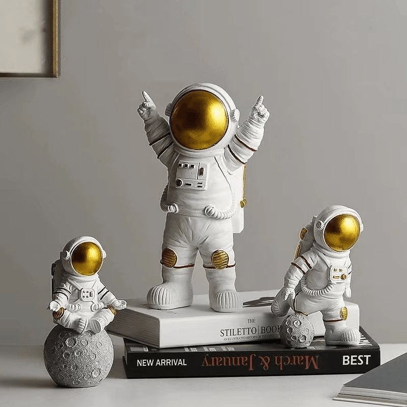 3Pcs Astronaut Figurine Set – Space-Themed Resin Decor for Desktop - Roman Decor