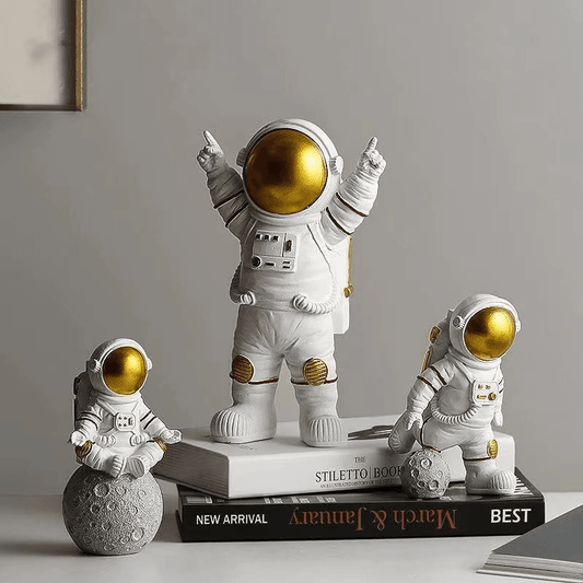 3Pcs Astronaut Figurine Set – Space-Themed Resin Decor for Desktop - Roman Decor