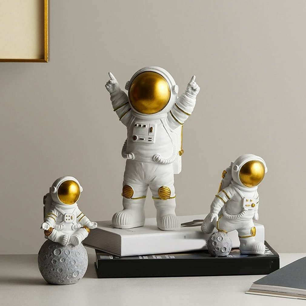 3Pcs Astronaut Figurine Set – Space-Themed Resin Decor for Desktop - Roman Decor