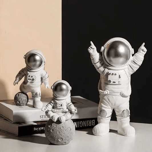 3Pcs Astronaut Figurine Set – Space-Themed Resin Decor for Desktop - Roman Decor