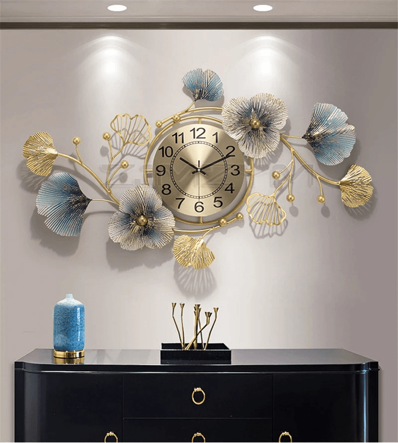 Elegant Gold Wall Clock – 70cm Silent Metal Wall Decor - Roman Decor