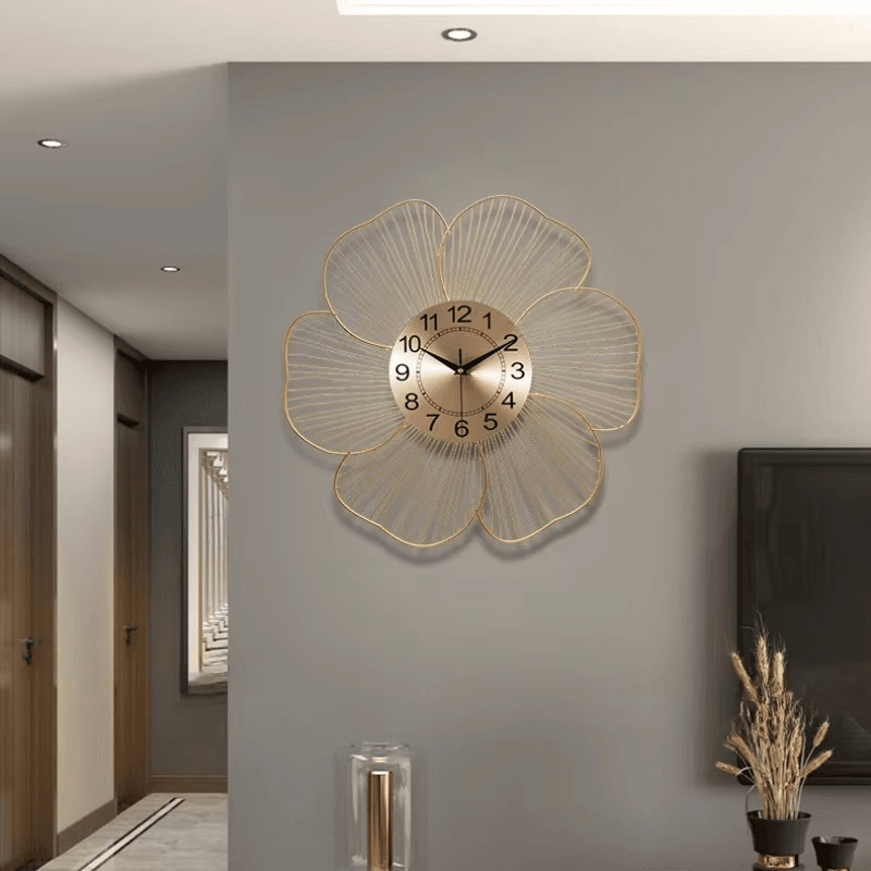 Modern Luxury Metal Wall Clock - Roman Decor